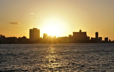Upał na Kubie, Hawana, Malecon