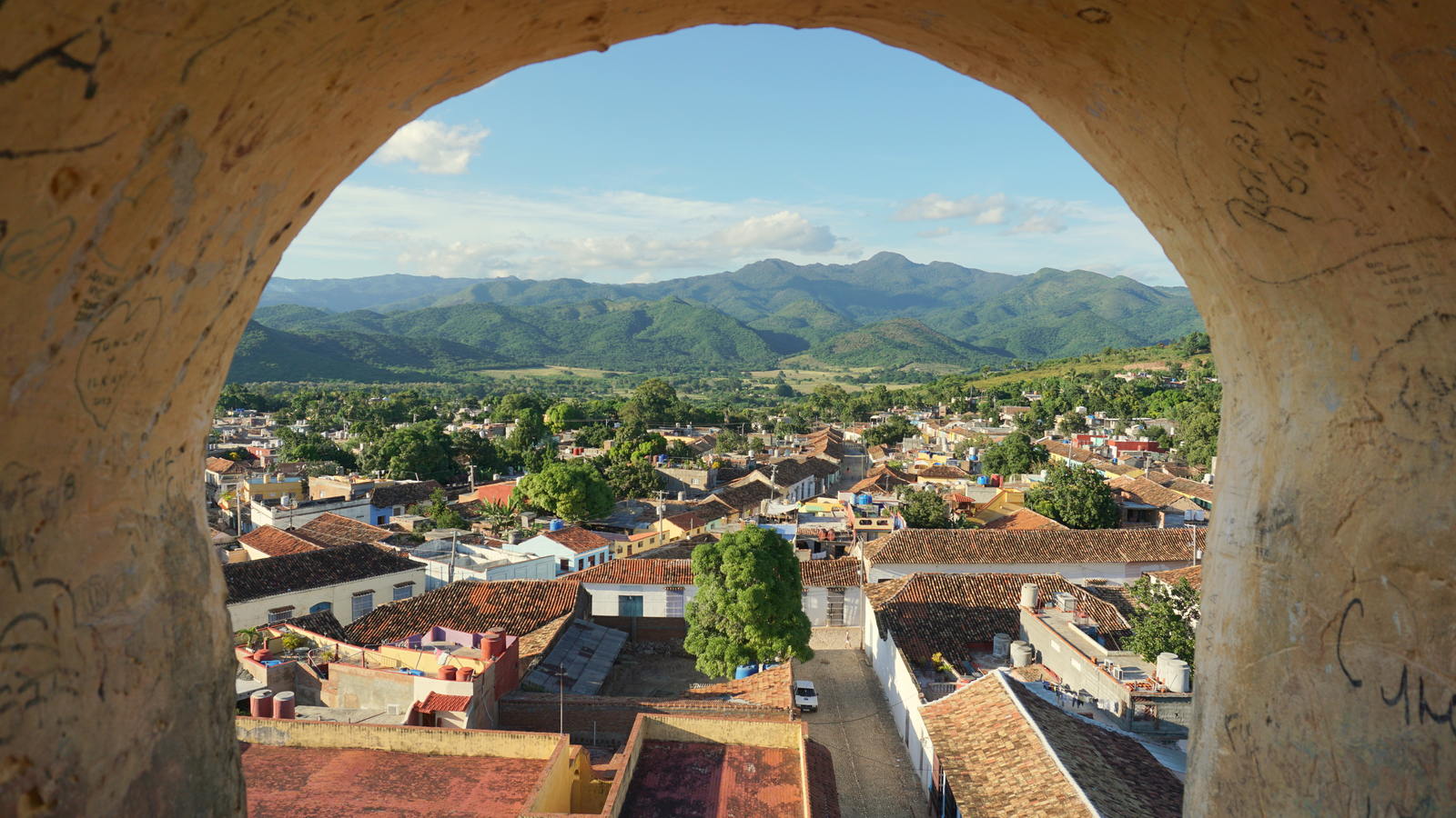 Panorama Trinidadu z wiezy klasztoru św. Franciszka z Asyżu